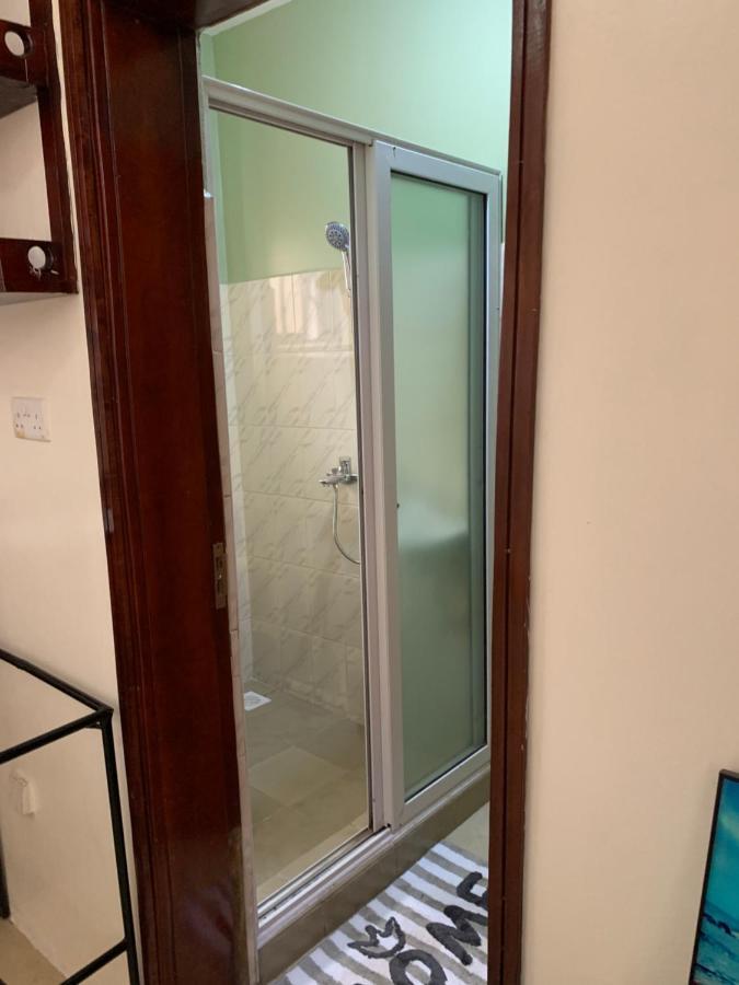 Cozy 2-Bedroom Apartment Within City Limits. كامبالا المظهر الخارجي الصورة